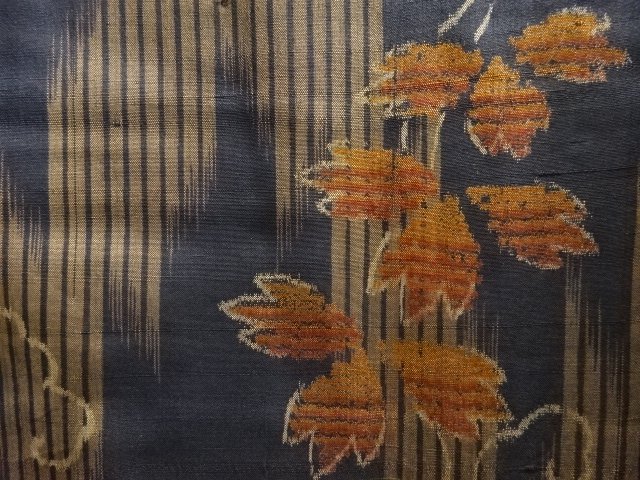 JAPANESE KIMONO / ANTIQUE KIMONO / TAISHO ROMAN STYLE / MEISEN / SILK / WOVEN IVY LEAVES